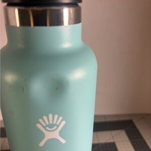 Hydro Flask Aqua Blue Bottle